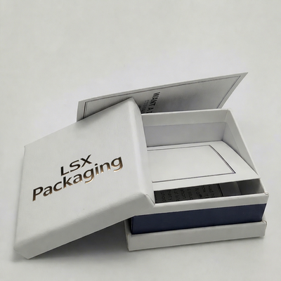 Prezzo buono Scatola di carta per gioielli con una texture dalla forma pulita e nitida, perfetta come scatola regalo universale per gioielli e accessori di lusso leggero in linea