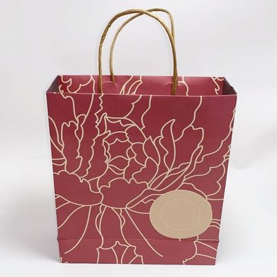 Prezzo buono Le borse di carta di colore chiaro delle mercanzie stanno sulla borsa Eco della carta kraft Amichevole in linea