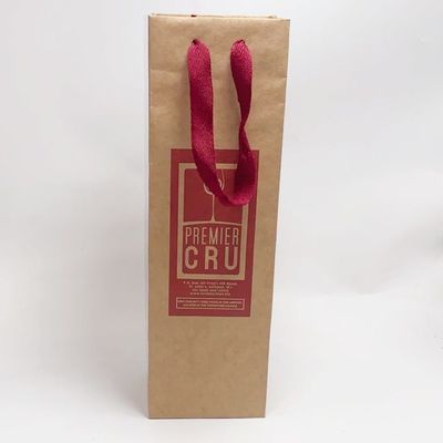 Prezzo buono Il regalo della bottiglia del vino rosso della borsa della carta kraft Della maniglia del nastro insacca lo spessore di 0.30mm in linea