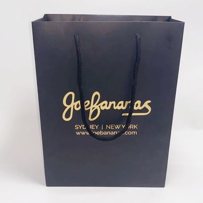 Prezzo buono Borse di carta del regalo riciclate carta del boutique che imprimono o laminazione lucida in linea