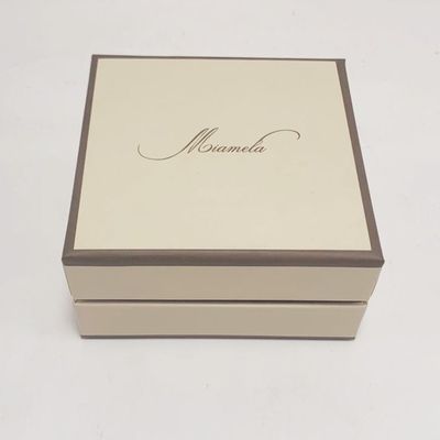 Prezzo buono Imballaggio cremoso del regalo della scatola di cartone di colore di gioielli del ghiaccio di qualità superiore del contenitore di carta in linea