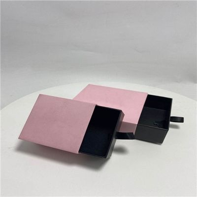 Prezzo buono La goffratura fatta a mano elabora il contenitore d'imballaggio di gioielli rosa di rettangolo in linea