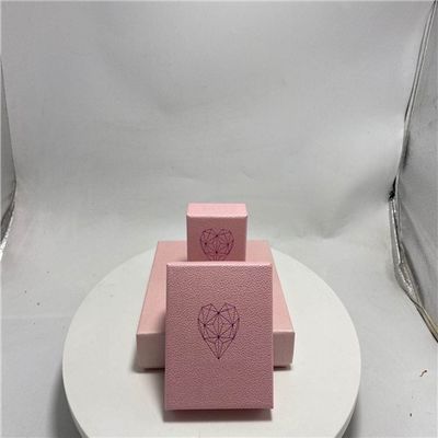 Prezzo buono Contenitore di carta riciclabile dei gioielli del cartone 15x30x15mm in linea